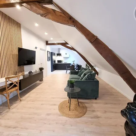 Gite Confort Pour 4 Avec Jardin Commun Et Parking Prive, Pres De Valenciennes - Fr-1-510-193 Casa de Férias